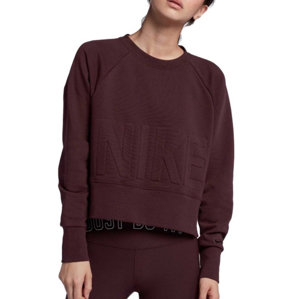 Nike Versa Dri-Fit Cropped Sweatshirt